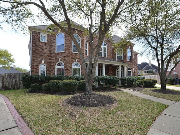 2nd image of 3903 Champion Creek Ln