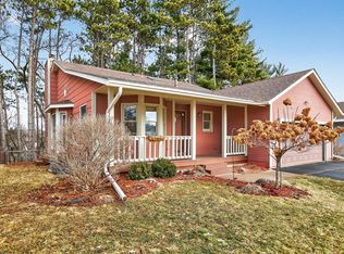 7050 43rd St N, Oakdale, MN 55128