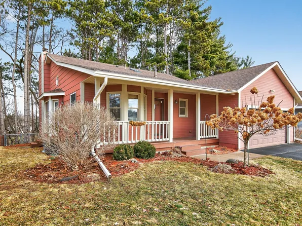 7050 43rd St N, Oakdale, MN 55128