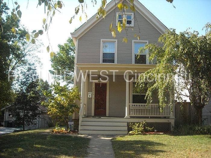 1st image of 3215 Daytona Ave