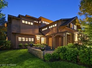 25 Hickory Dr, Oak Brook, IL 60523