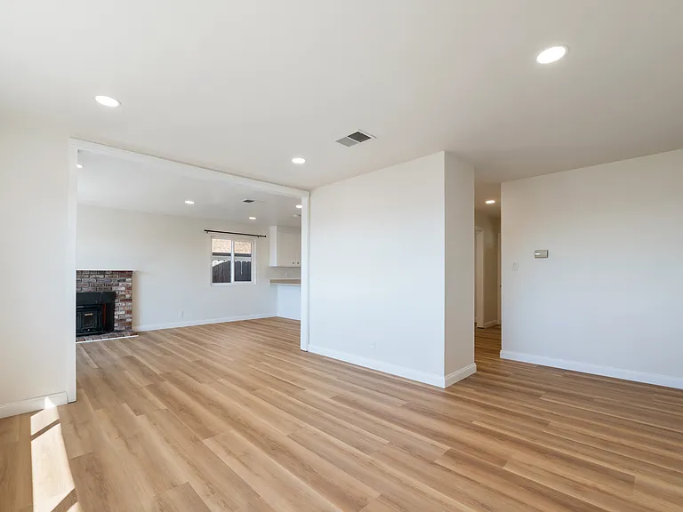 308 Highlands Pl — Photo 12