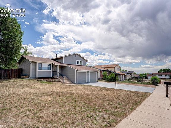 3rd image of 4219 Sandberg Dr