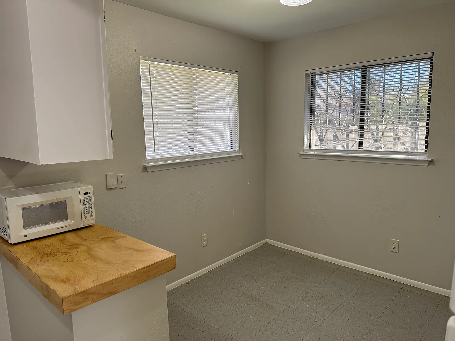 114 Poppy St — Photo 3
