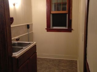 281 Grove St, Meriden, CT 06451