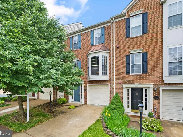 8124 Horseshoe Cottage Cir, Lorton, VA 22079
