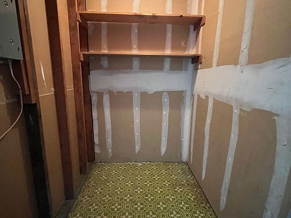 3rd image of 1255 E Van Buren Ave #4