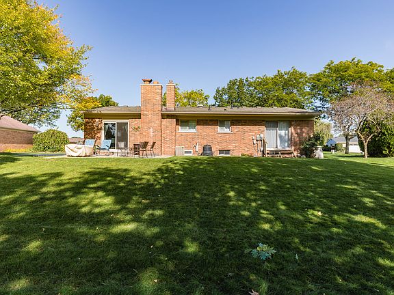 5th image of 1742 3 Lakes Dr