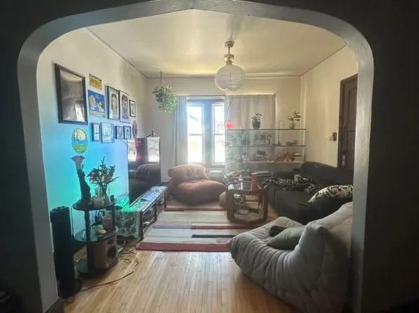 1567 S 2nd St, Milwaukee, WI 53204