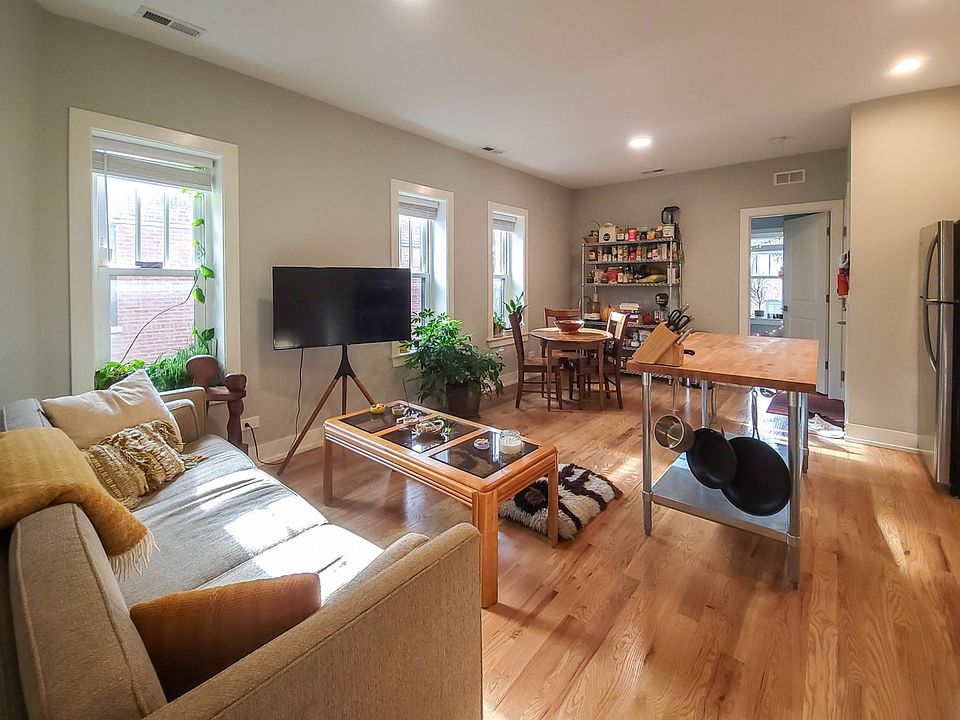 1st image of 2111 N Sedgwick St #3N