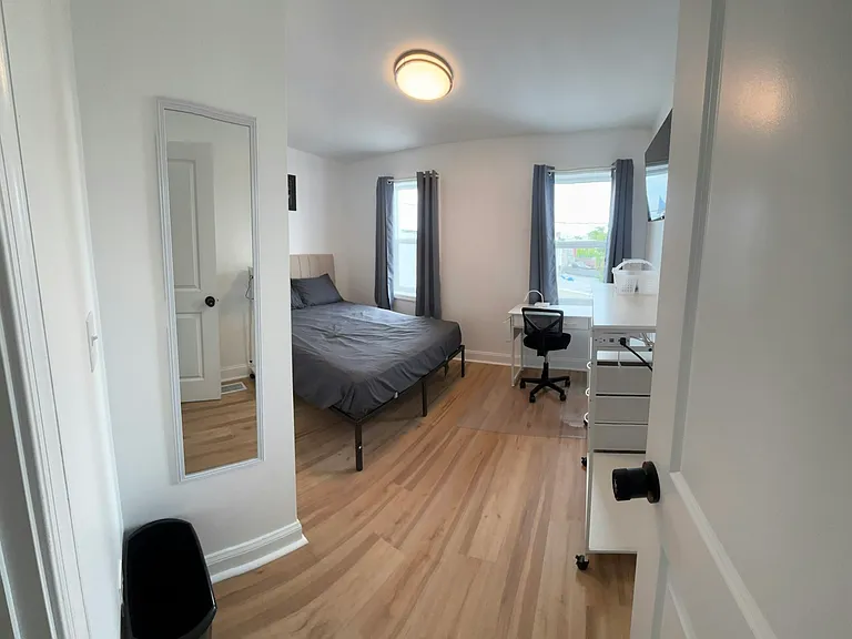 727 N Collington Ave — Photo 11