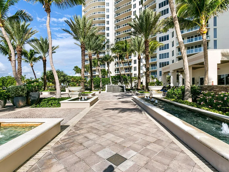 2700 N Ocean Dr #501A — Photo 56