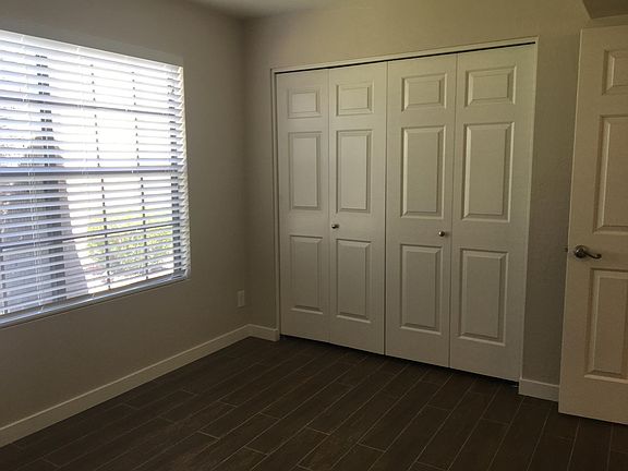 2nd image of 1865 E Sunburst Ln