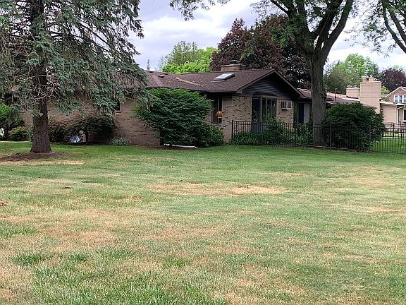 5th image of 37312 Moravian Dr