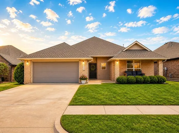 15920 Capri Ln, Edmond, OK 73013
