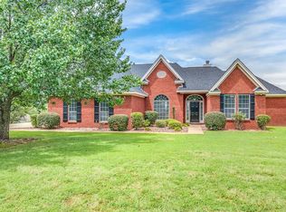 819 Durden Rd, Prattville, AL 36067