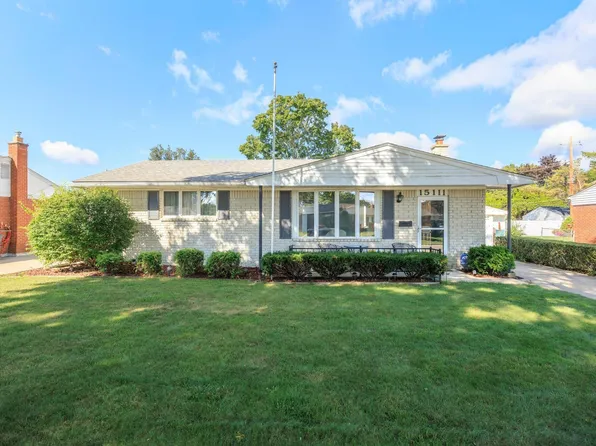 15111 Houghton St, Livonia, MI 48154