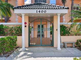 1421 Gondola Park Dr, Venice, FL 34292