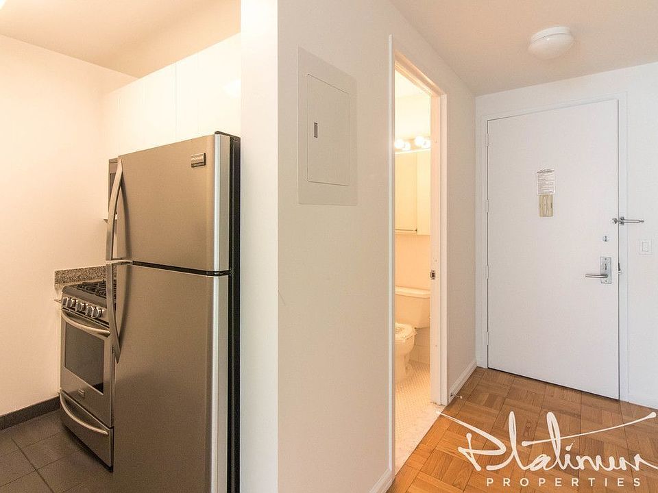 1st image of 505 W 37th St APT 15F