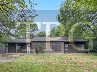 8100 Oldham Rd, Kansas City, MO 64138