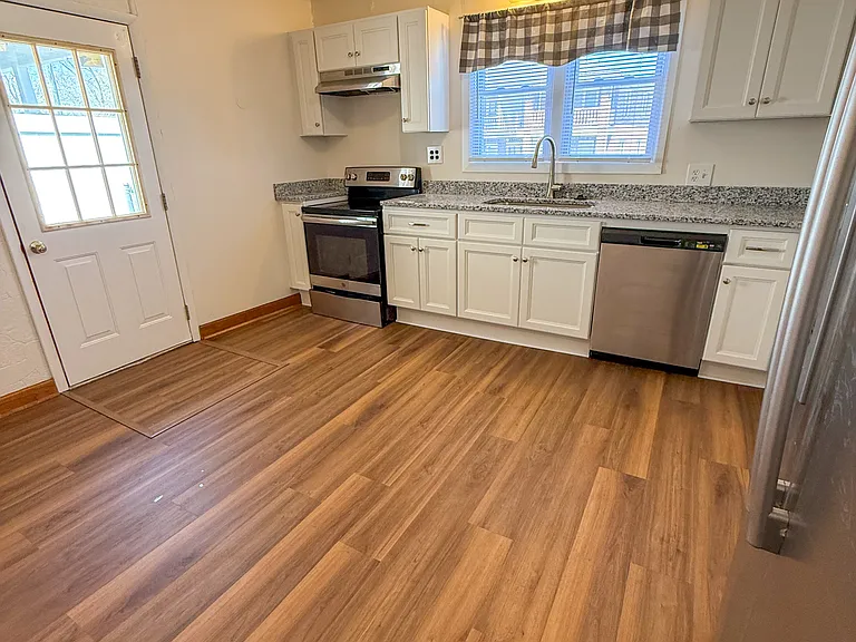 621 Hamilton St — Photo 2