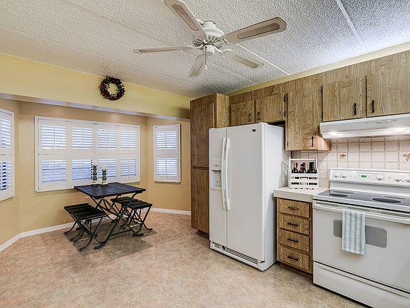 5th image of 8621 Shadblow Ct APT 1