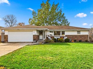 6909 N Patricia Ln, Peoria, IL 61614