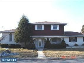 Nice corner lot!