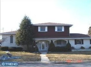 402 Lynn St, Robesonia, PA 19551