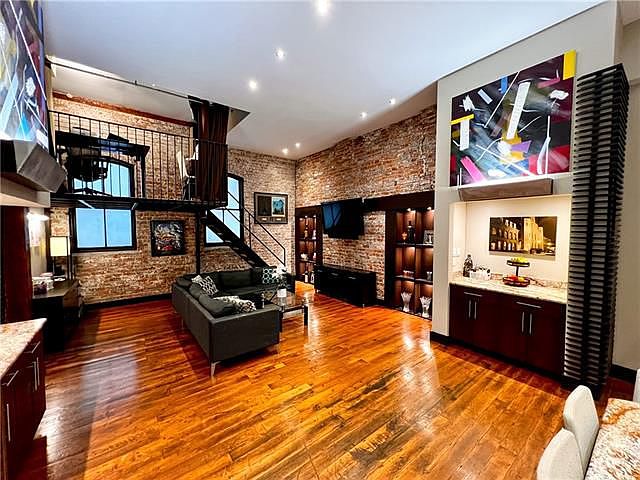 1st image of 333 Julia St APT 229