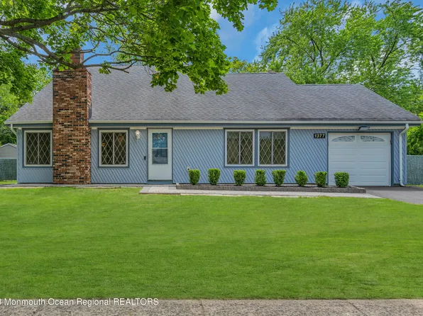 1377 Alvarado Avenue, Lakewood, NJ 08701