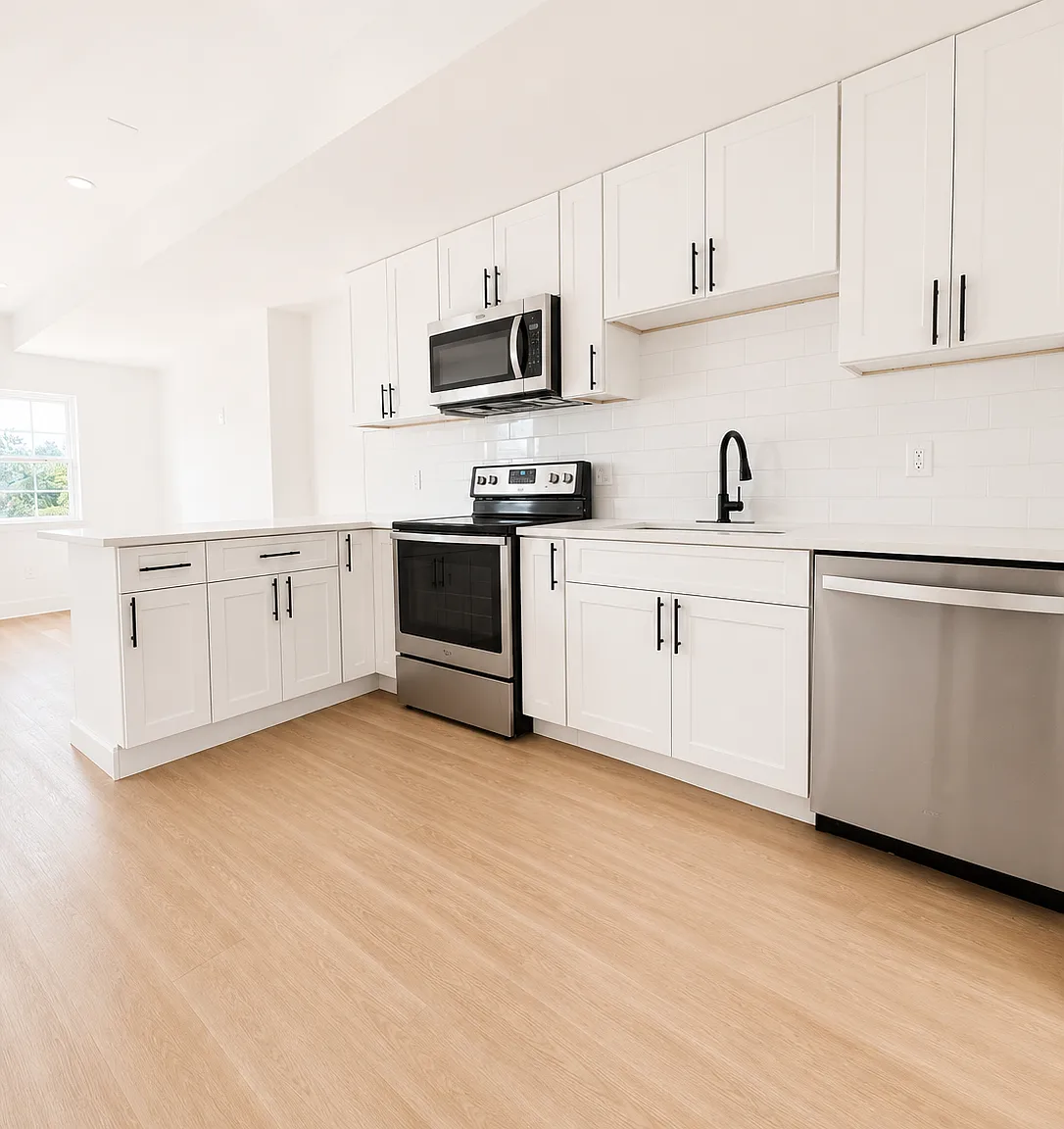 2 bed, 915 sqft, $1,350 — Photo 1