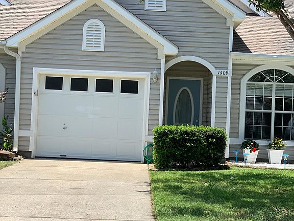 3rd image of 1409 Tiger Lake Dr