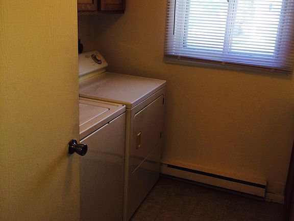 3rd image of 106 N Holmen Dr APT 3