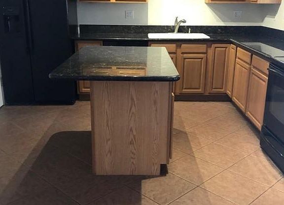 3rd image of 903 N Desert Ave