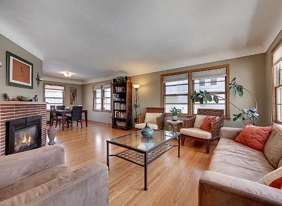 2nd image of 3619 Harriet Ave