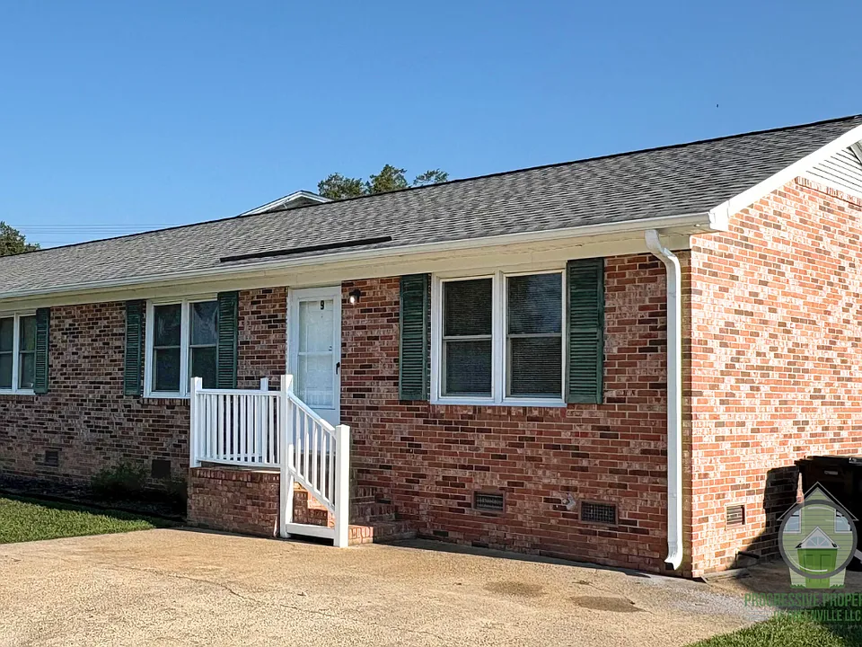 111 Fowler Rd #1