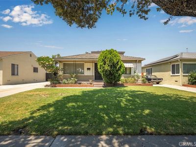 5329 Bellflower Blvd, Lakewood, CA, 90713