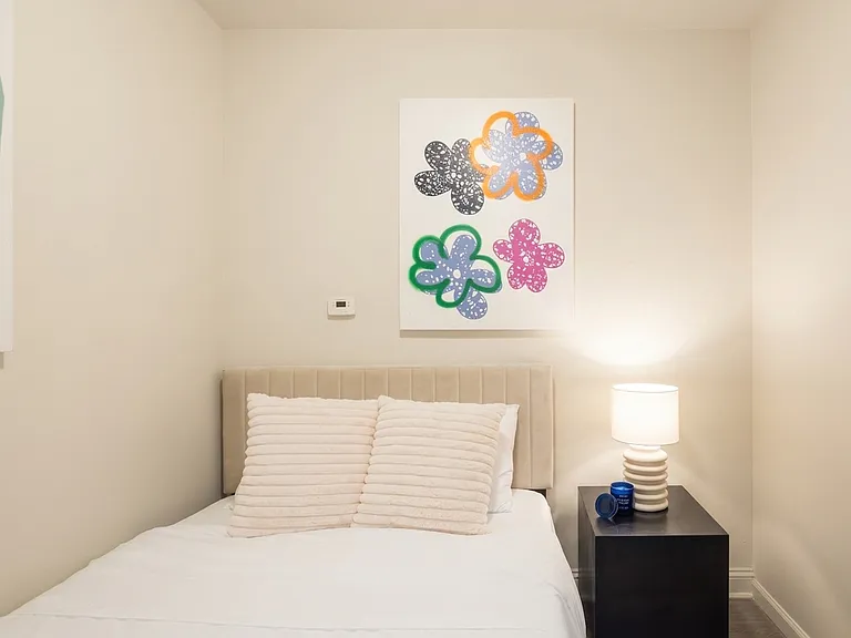 381A Graham Ave #2AA — Photo 8