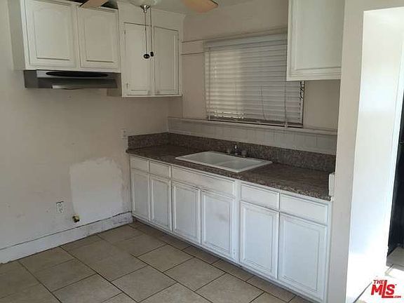 4th image of 3315 Montclair St