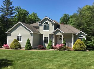 27 Bonair Hill Rd, Tolland, CT 06084