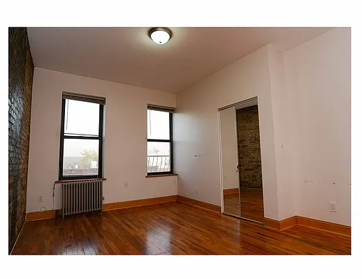 Rented by City Barn Realty Inc | media 10