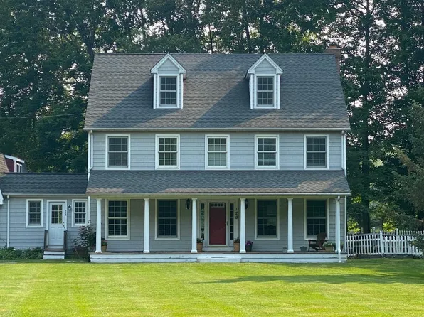 128 Center Rd, Easton, CT 06612
