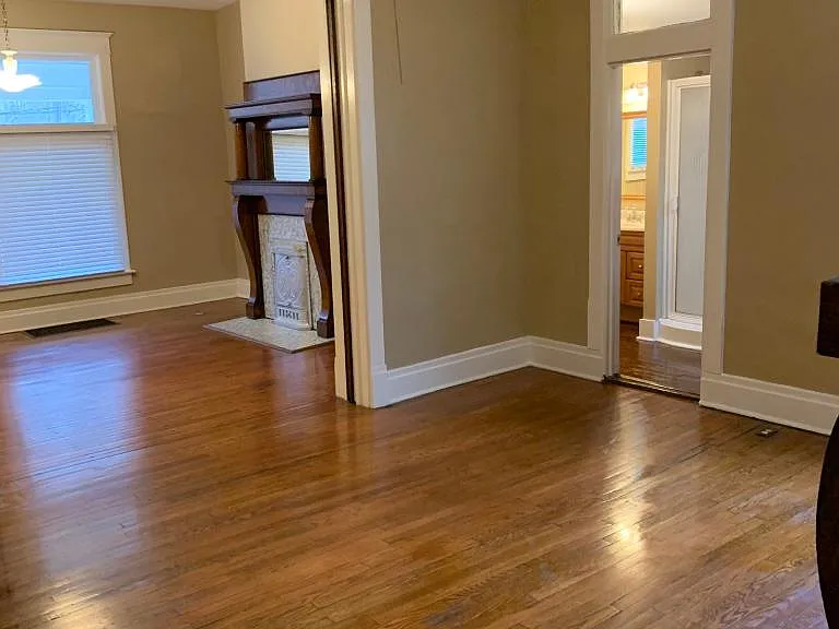 1037 Sharpe Ave — Photo 4