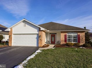 562 Blossom Trl, Mount Joy, PA 17552