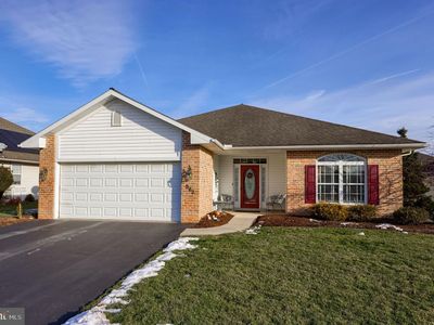 562 Blossom Trl, Mount Joy, PA, 17552