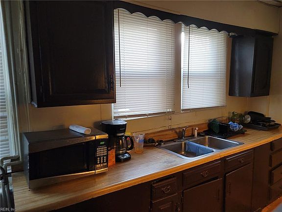 5th image of 2723 E Virginia Beach Blvd