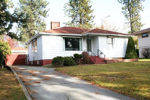 1st image of 3124 W Hoffman Ave