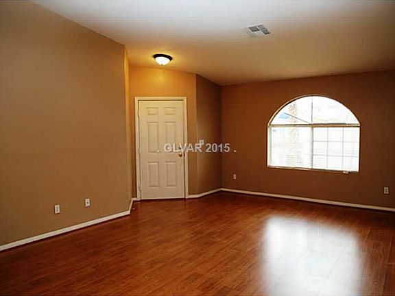 2nd image of 4308 Laurel Hill Dr