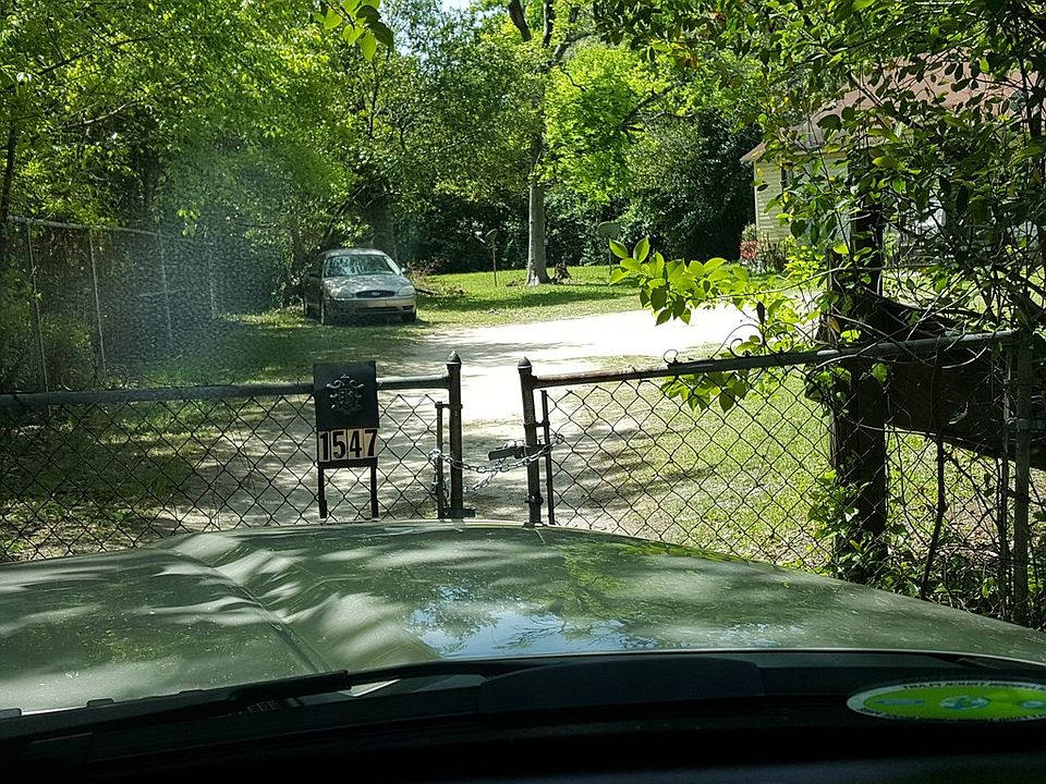 2nd image of 1547 Duncan Ave